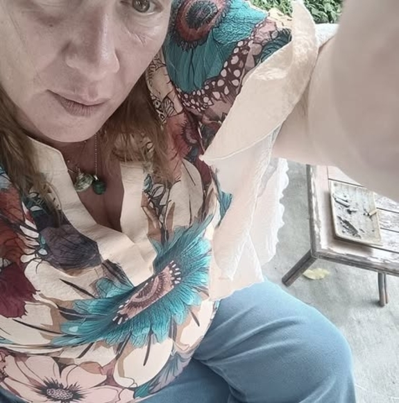 Meet your Posher, Tina - Picture 1 of 1